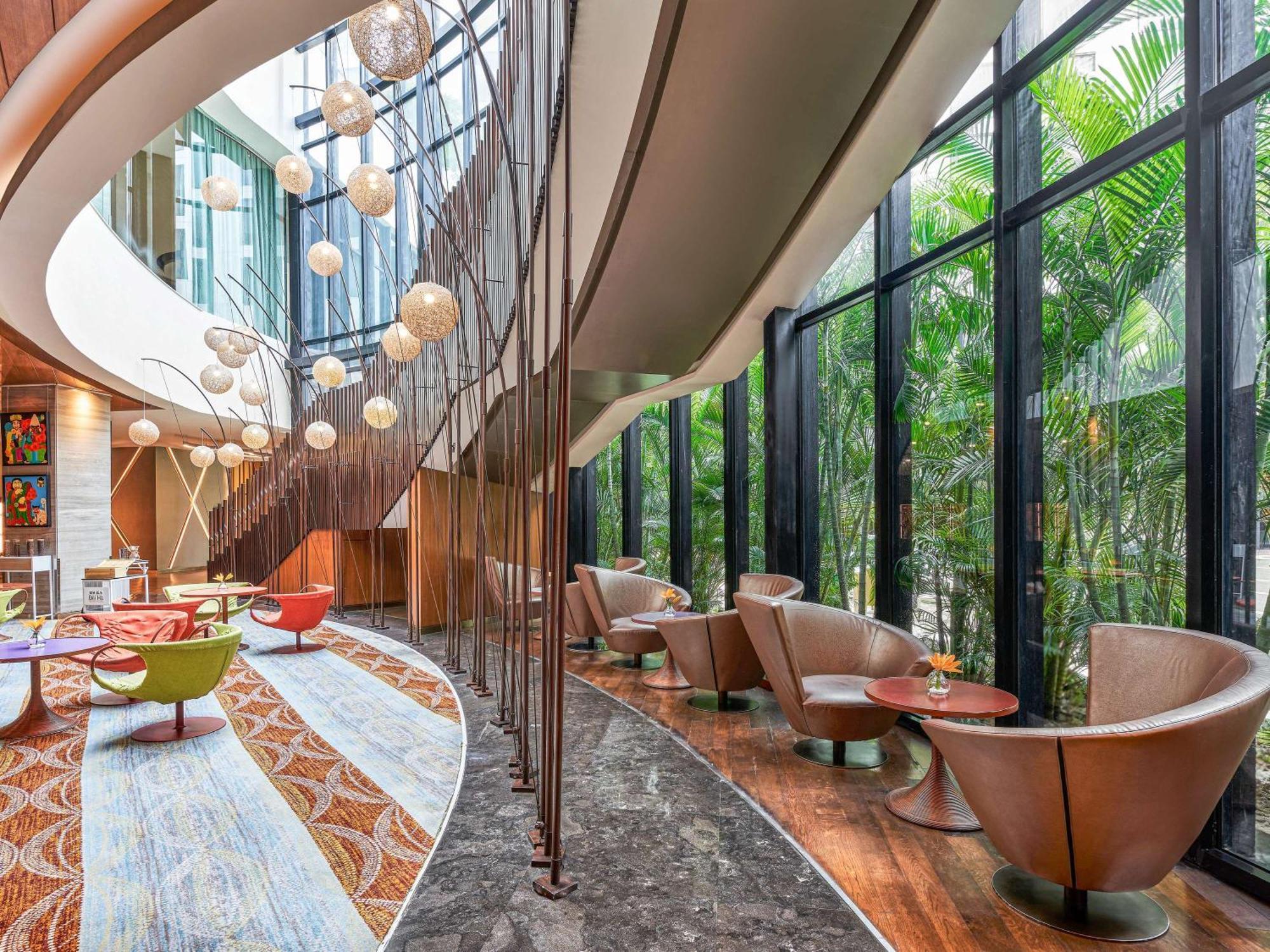 Pullman Aerocity 5* New Delhi