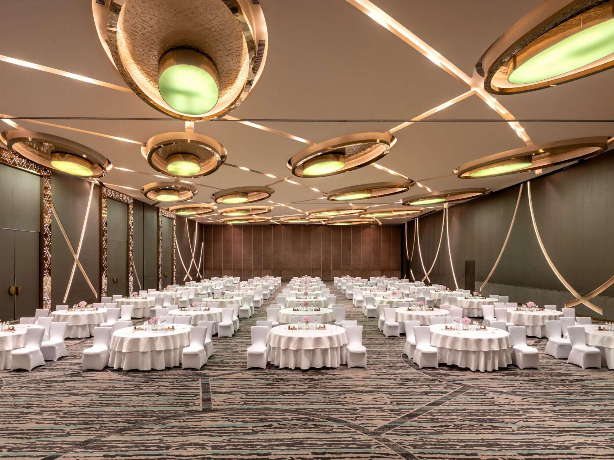 Pullman Aerocity Hotel New Delhi